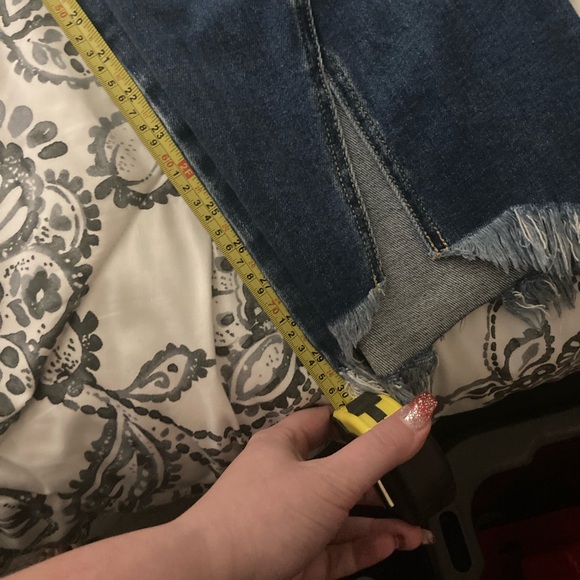 Maurice’s kancan destructed medium wash flare jeans size 22W - Picture 9 of 9